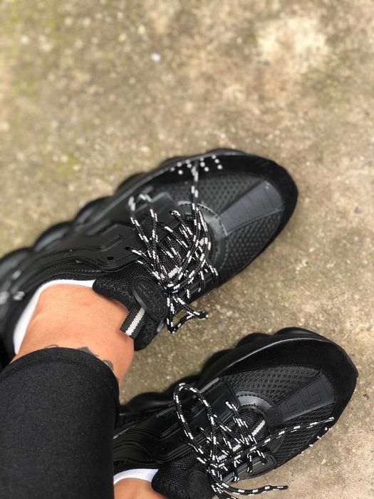 Adidasi Versace Chain Reaction dama si barbati