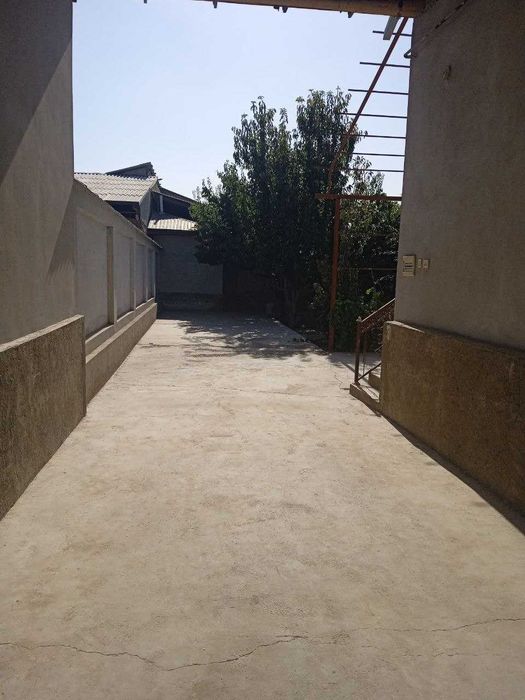 Ховли уй сотилади