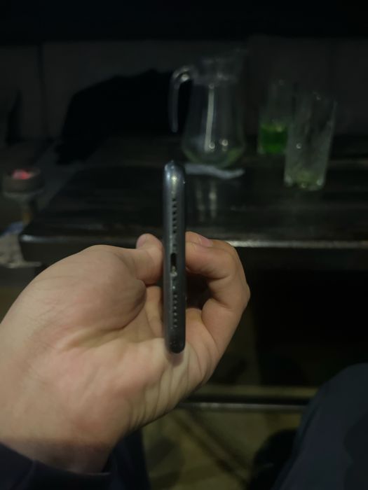 Iiphon11 қара түсте