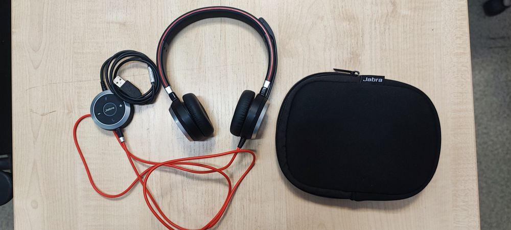 Jabra Evolve 40 Stereo + Placă de sunet Jabra Evolve 40 Link