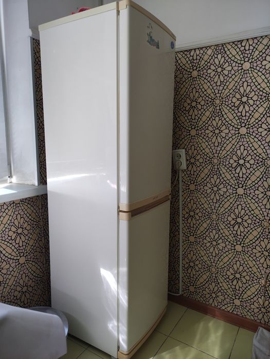 Холодильник  Самсунг