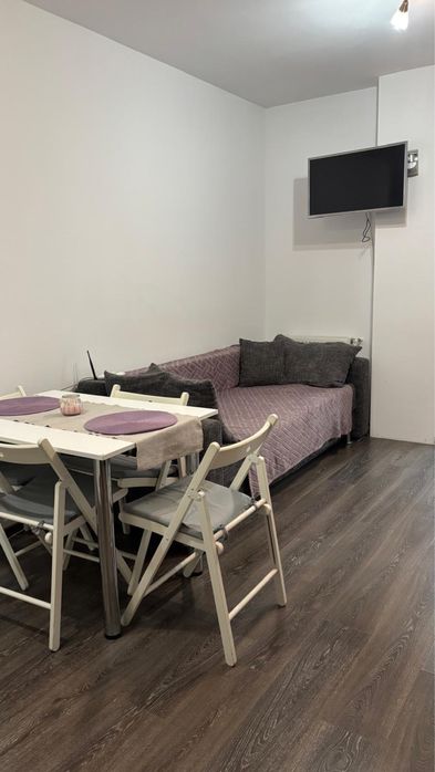 Inchiriez apartament