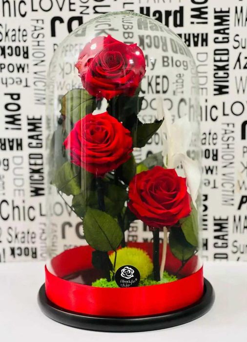 Trandafiri criogenati rosii