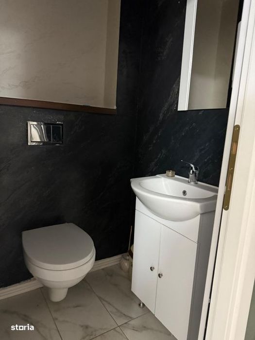 Spatiu comercial, 102 mp, salon de infrumusetare complet echipat