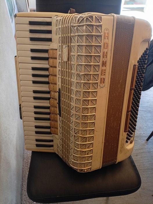 Acordeon hohner atlantic 4