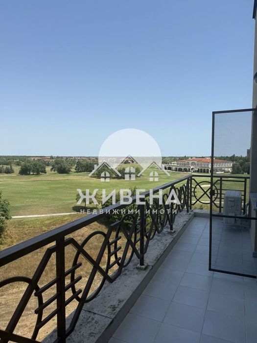 Продава 3-стаен апартамент, в затворен комплекс Лайтхаус, до гр.Балчик