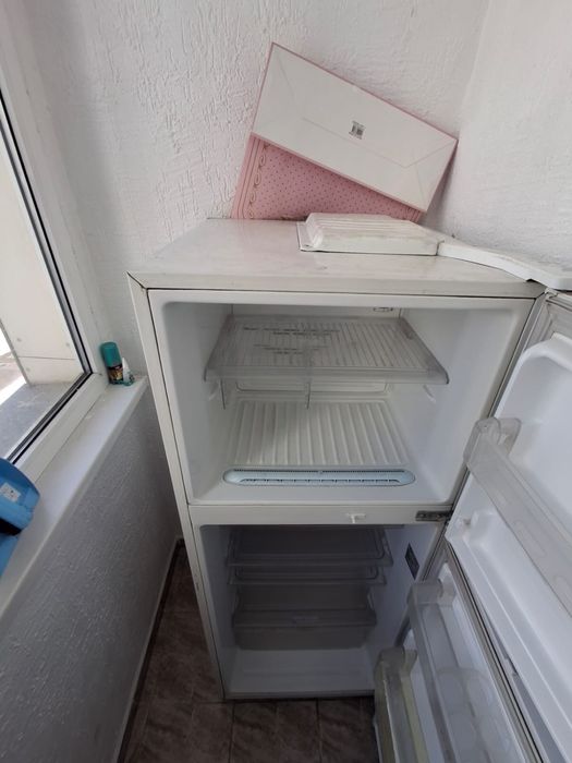 Холодильник LG.