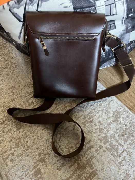 Продам кожаную сумку