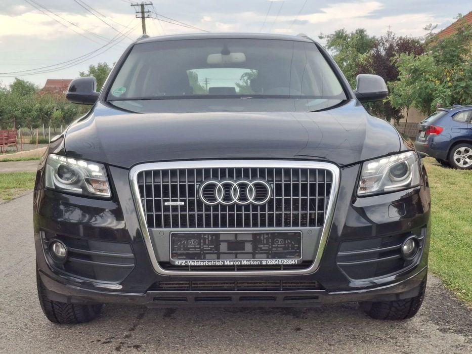 Audi Q5 - 2.0 TDI Quattro Automat - XENON / NAVI / LED/ Drive Mode