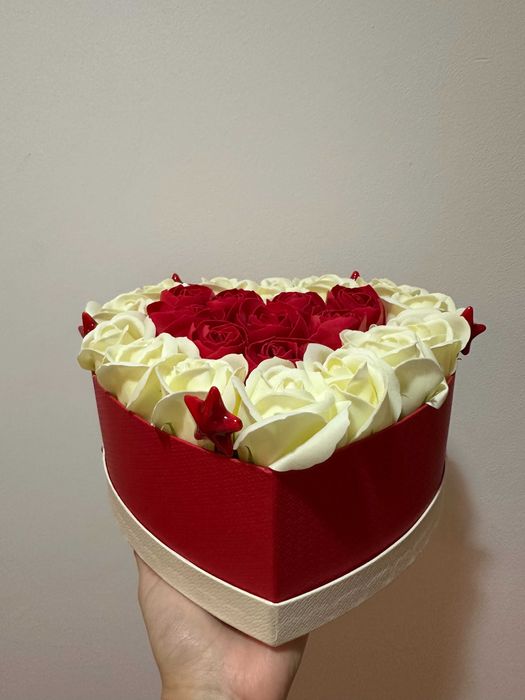 Aranjamente florale cu trandafiri de sapun