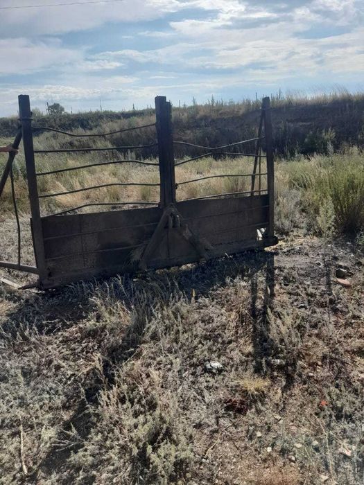 Трактор,всё в рабочем состоянии.