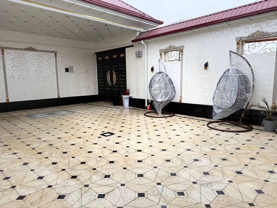 Hovli sotiladi srochnaga