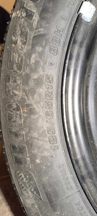 Гума с Джанта - НОВА -185/65/15