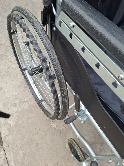Инвалидная коляска