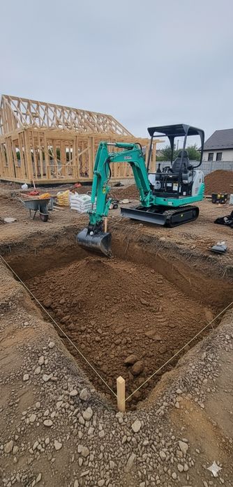 Miniexcavator + remorca