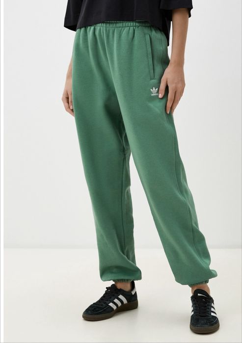 Долнище на Адидас