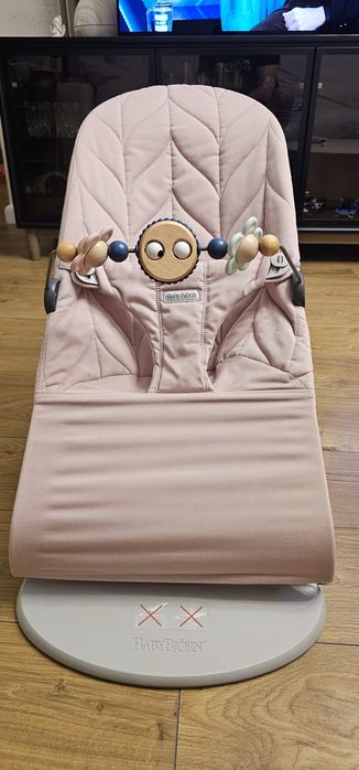 Бебешки шезлонг Baby Bjorn