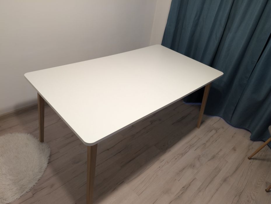 Masa dining extensibila