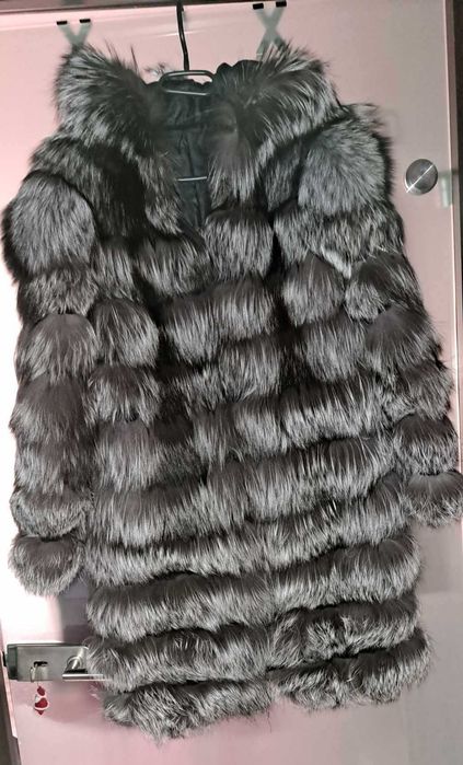 Oferta de sarbatori - Haina de blana de vulpe argintie
