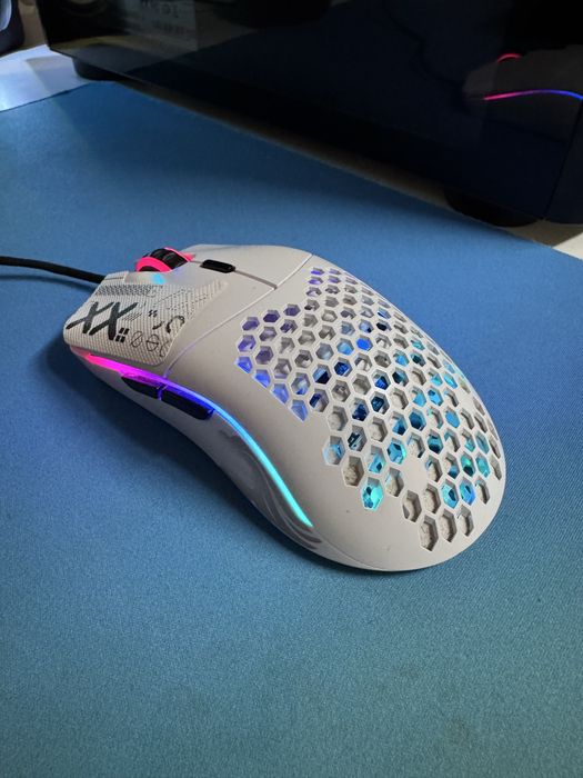 Мишка Glorious model o + mouse bungee
