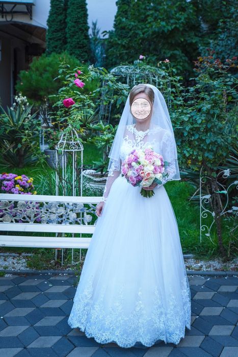 Rochie de mireasa: marimea XS - S