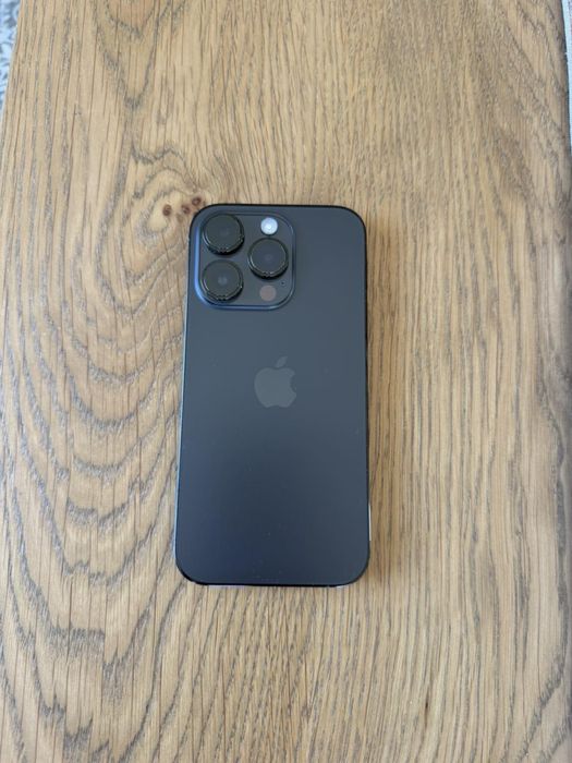 iPhone 14 Pro – като нов, с пълен комплект аксесоари