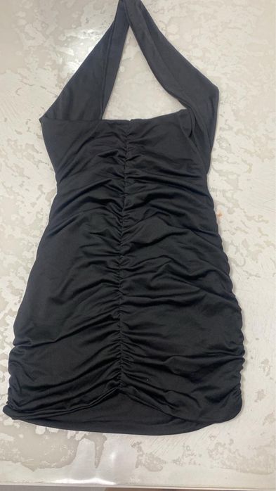 Стильные платья на стройную девушку