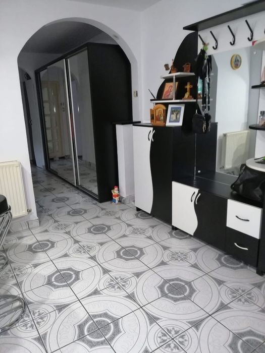 Chirie apartament 3 camere