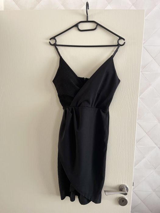 Елегантна рокля