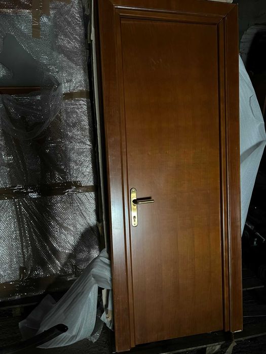 Usi lemn masiv,usi hotel,usi cartela hotel