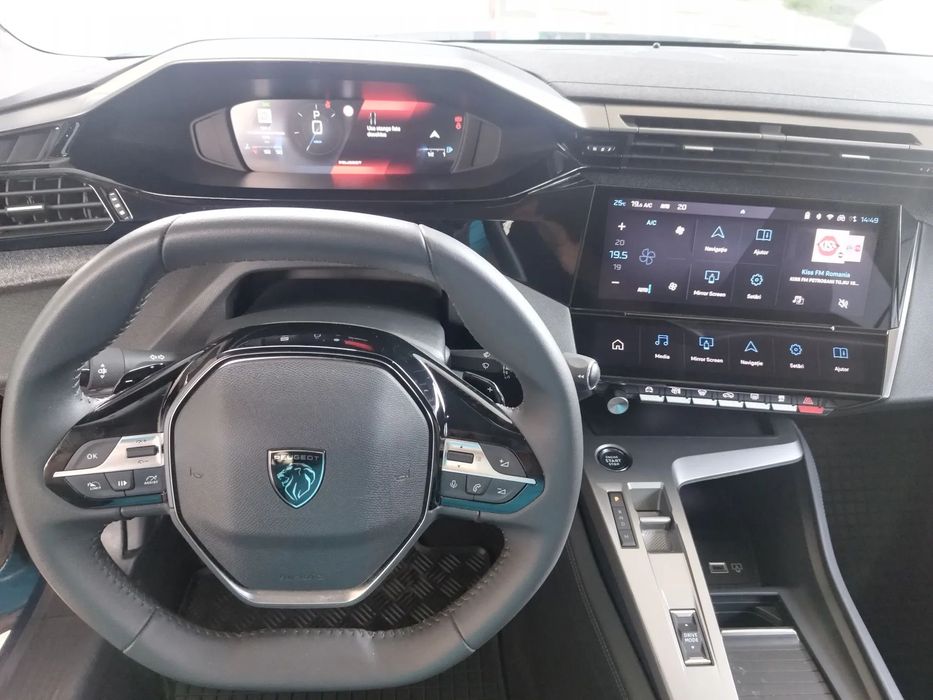 Peugeot 408 Noul Peugeot 408, An 2023, 1.2L PureTech 130 S&S EAT8 Allure Pack Auto