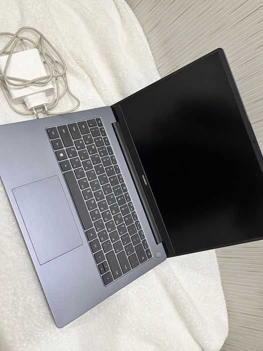 Huawei notebook с