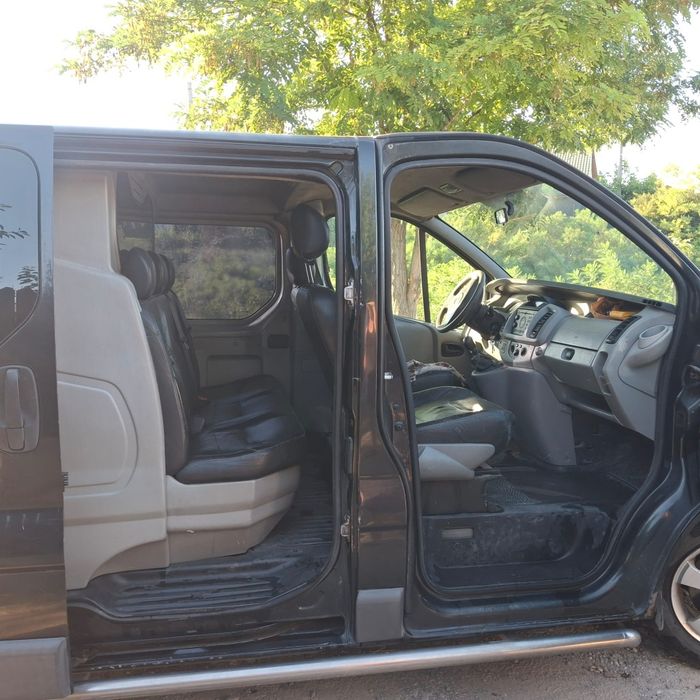 Opel vivaro,an 2002