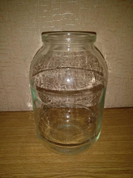 Банка 2 литровая стеклянная, станция метро Москва