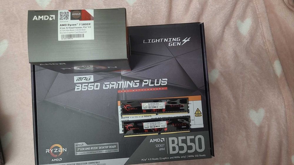 Kit Gaming Enthusiast Ryzen 7 5800X + MSI B550 Gaming Plus + 32 Gskill 3200