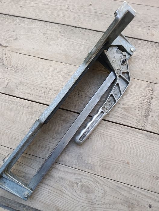 Ручной инструмент