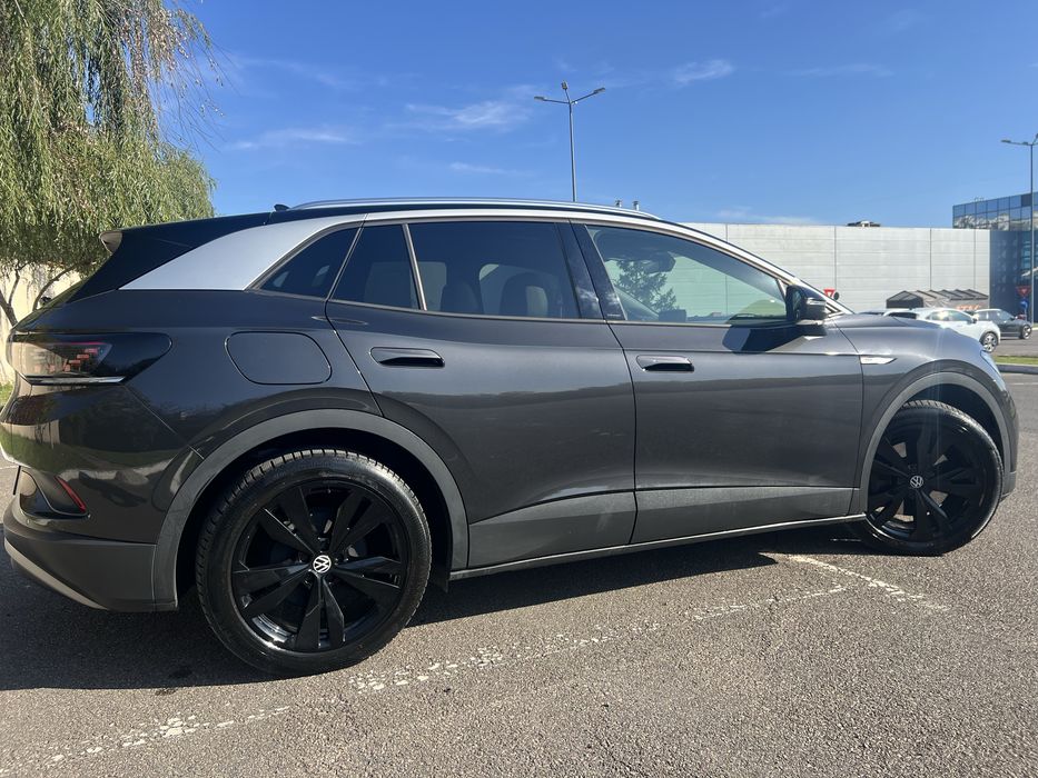 Volkswagen ID4 electric