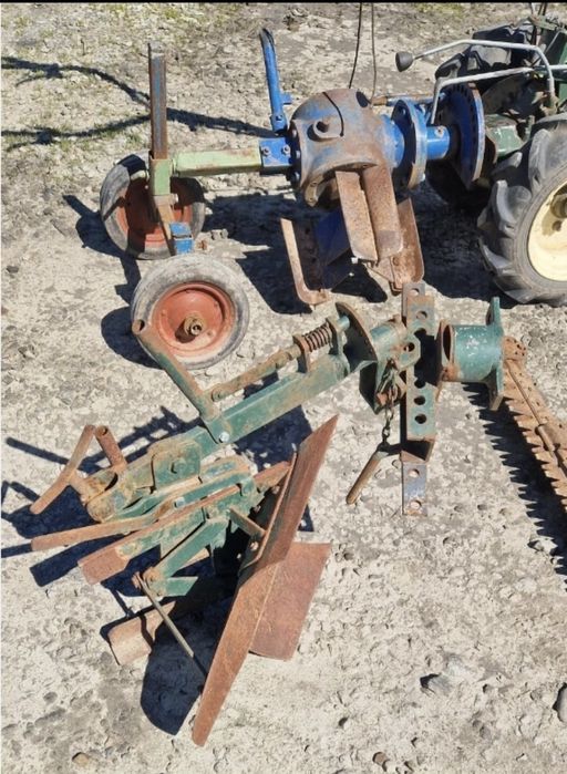 Motocoasa, motocultor cu freza, plug si coasa Goldoni