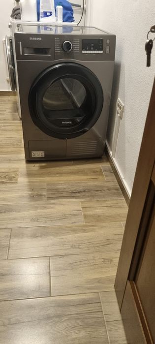 Uscator de rufe Samsung,pompa caldura 9 kg Clasa A Smart Thing