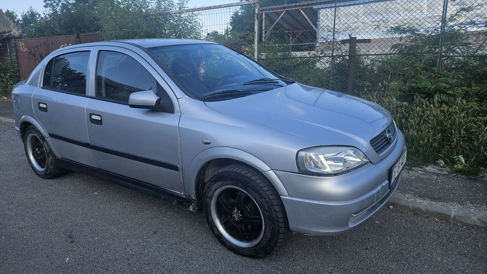 OPEL Astra 2009
