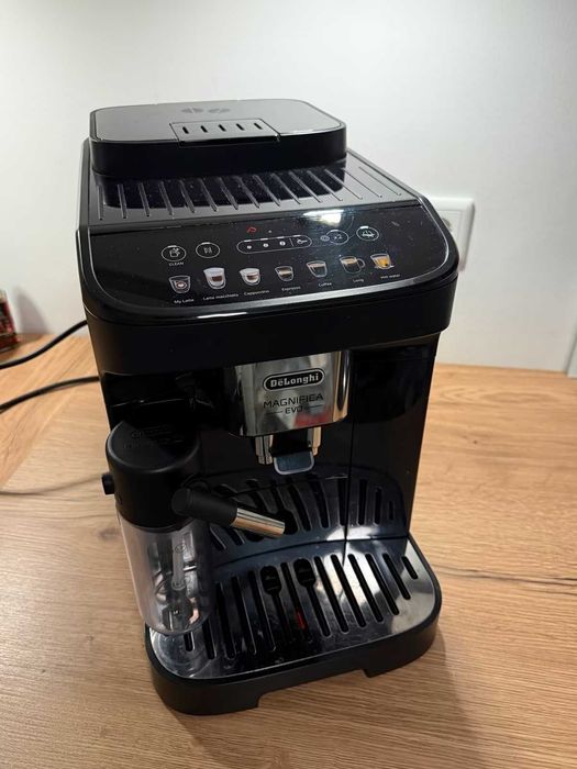 Espressor Automat DeLonghi Magnifica -EVO  /.SI ECAM 23.420 .SI / S