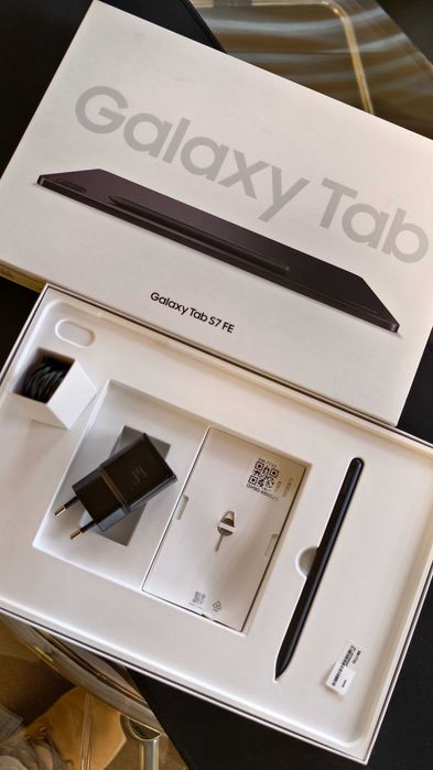 Galaxy Tab S7 FE ca nouă, cutie cu accesorii și husă Supcase cadou!