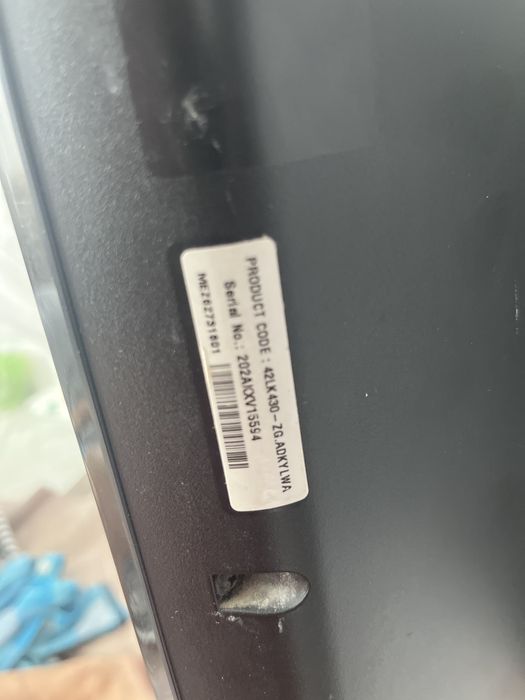 Продам телевизор LG 107диагональ