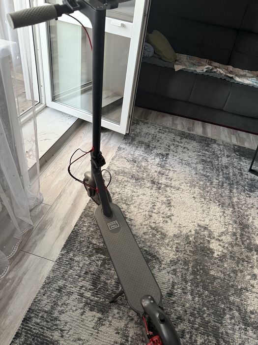 Электросамокат.