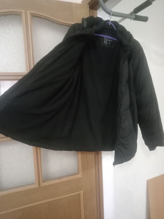 Продаю мужскую зимнюю куртку