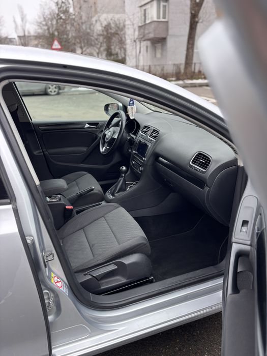 VOLKSWAGEN Golf 2010 — imagine 3