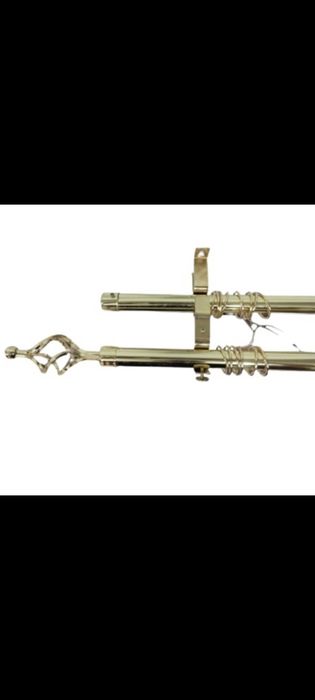 Продается карнизы