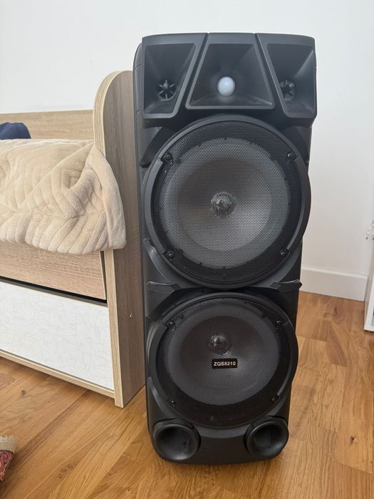 Продам колонки с микрофоном