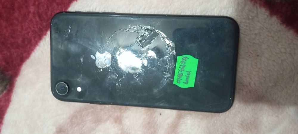 iPhone XR pentru piese