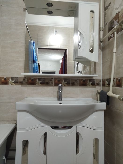 Отдам даром шкаф с раковиной